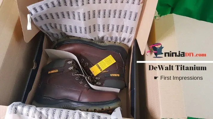 unbloxing my new work boots from dewalt