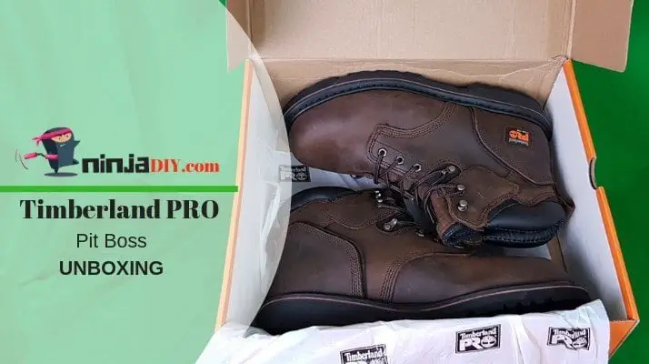 i'm opening the box of my new work boots timberland 